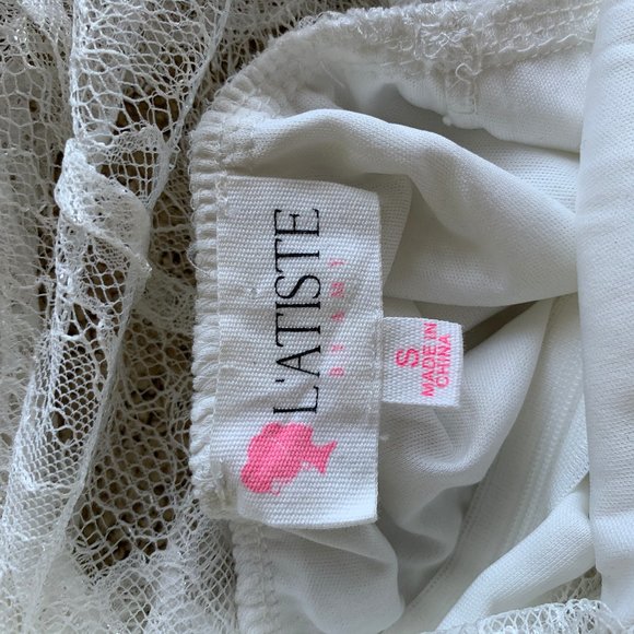 L'Atiste White Lace Maxi Dress Off-the-Shoulder - Picture 10 of 10